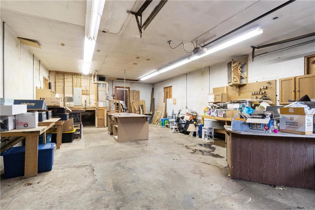 2124 Middle Road Glenshaw, PA 15116 - Photo 30 of 39 Gallery Image 30