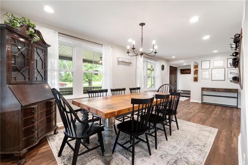 2124 Middle Road Glenshaw, PA 15116 - Photo 10 of 39 Gallery Image 10