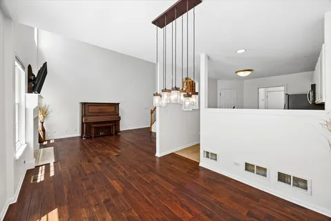 $449,900 | 1763 Briggs Court, Lisle, IL 60532