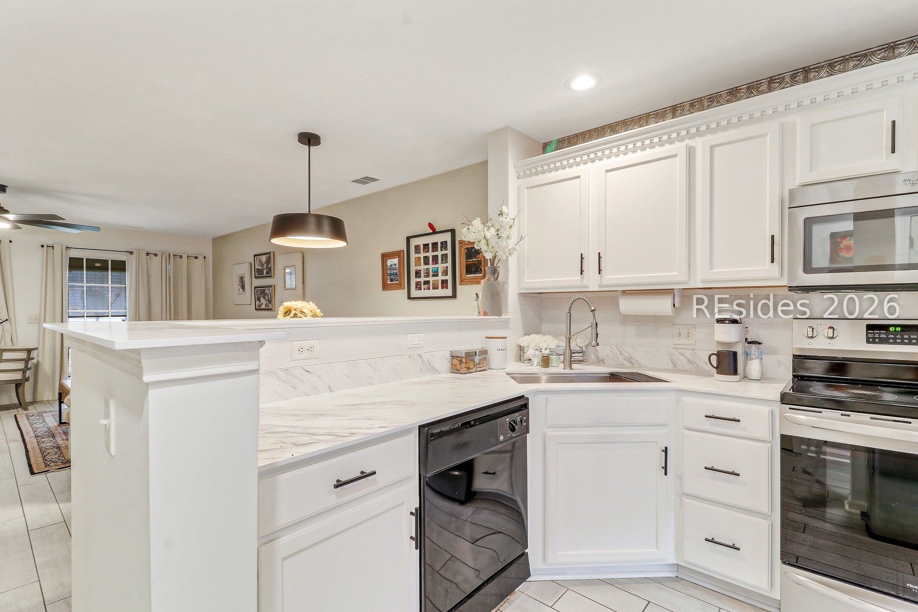 258 North Circle Bluffton, SC 29910 - Photo 6 of 29