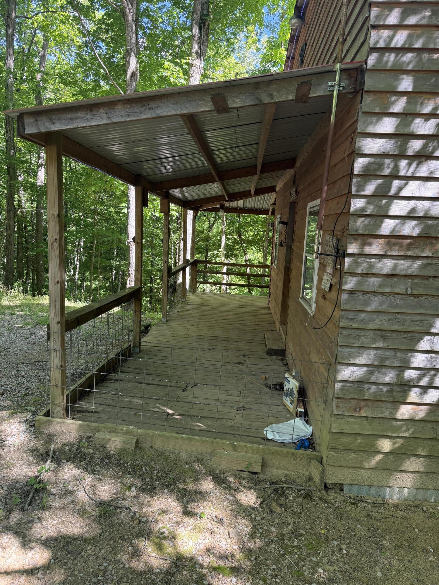 299 Igo Road Morehead, KY 40351 - Photo 3 of 19 IMG_2902