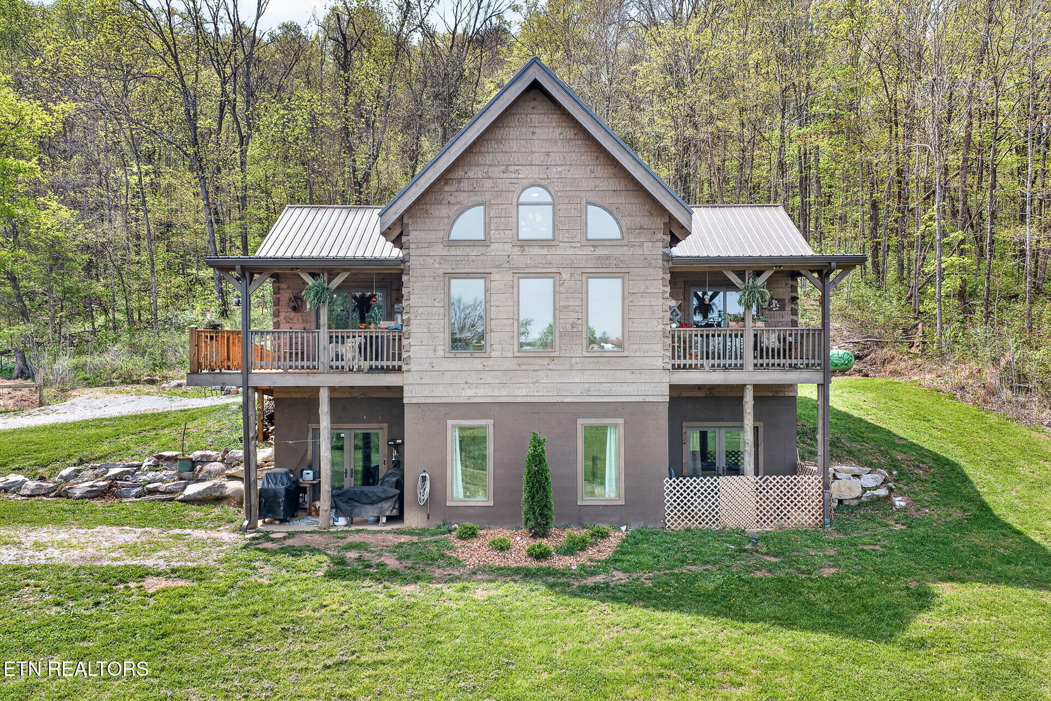 1218 Moody Road Byrdstown, TN 38549 - Photo 1 of 60 2-web-or-mls-1218 Moody Rd_008_TNPC