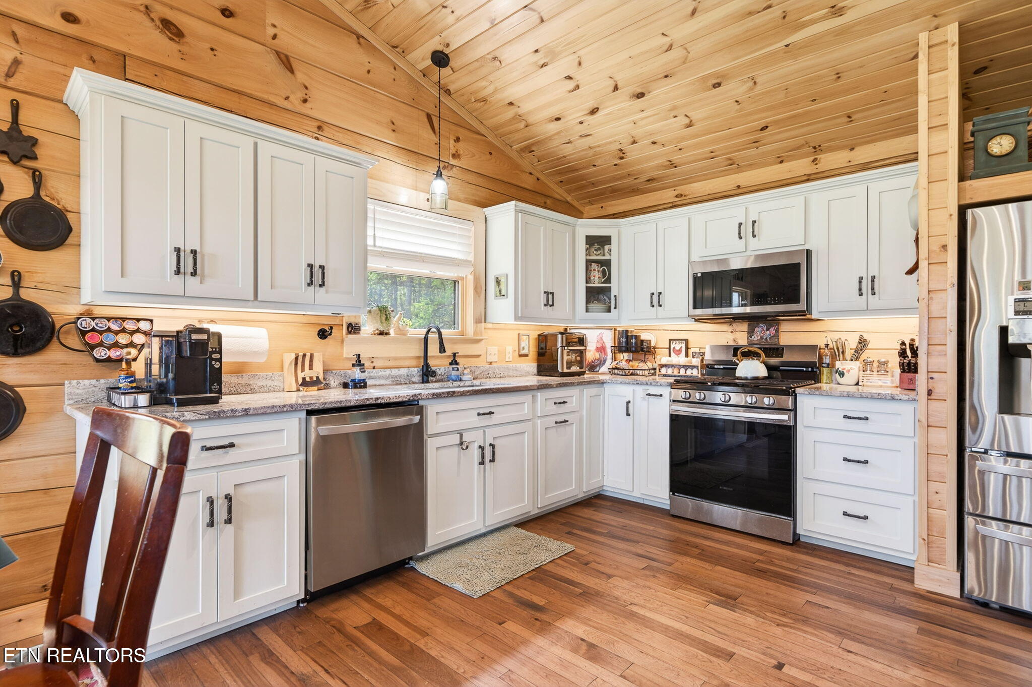 1218 Moody Road Byrdstown, TN 38549 - Photo 16 of 60 57-web-or-mls-1218 Moody Rd_319_TNPC