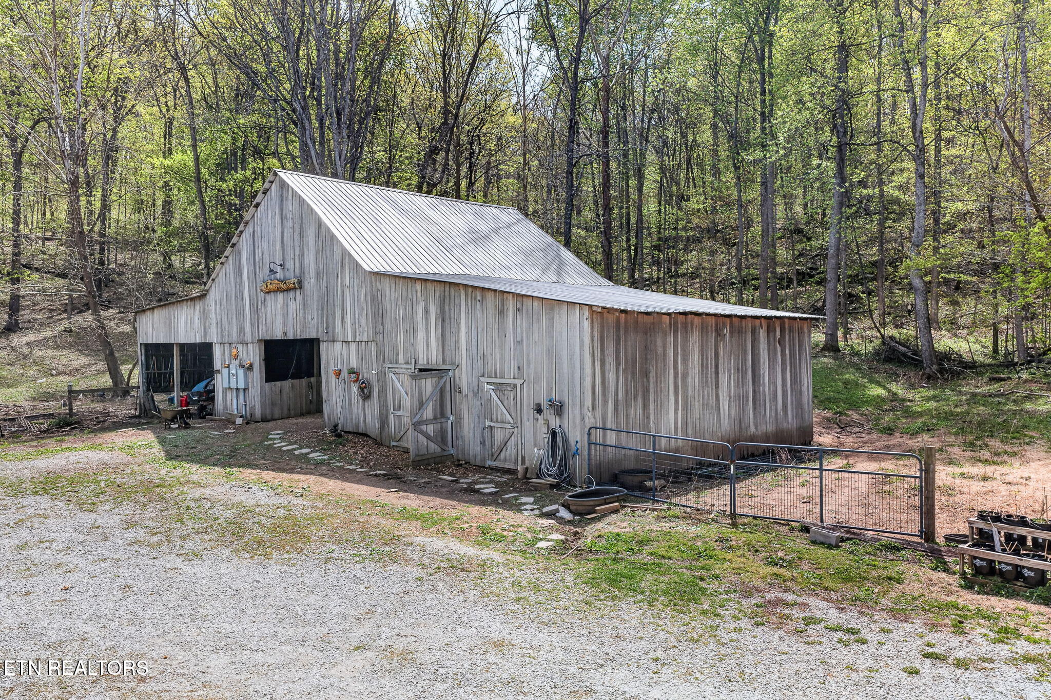 1218 Moody Road Byrdstown, TN 38549 - Photo 5 of 60 5-web-or-mls-1218 Moody Rd_022_TNPC