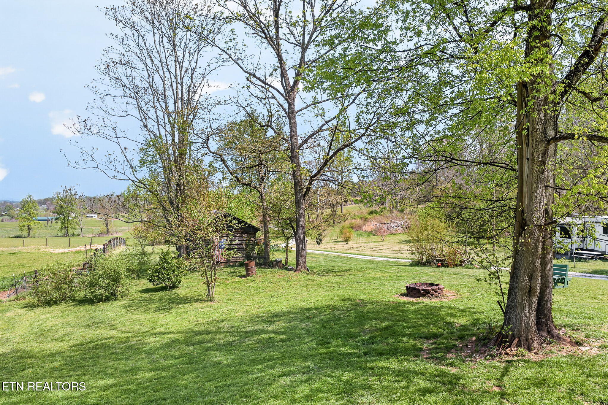 1218 Moody Road Byrdstown, TN 38549 - Photo 8 of 60 8-web-or-mls-1218 Moody Rd_037_TNPC