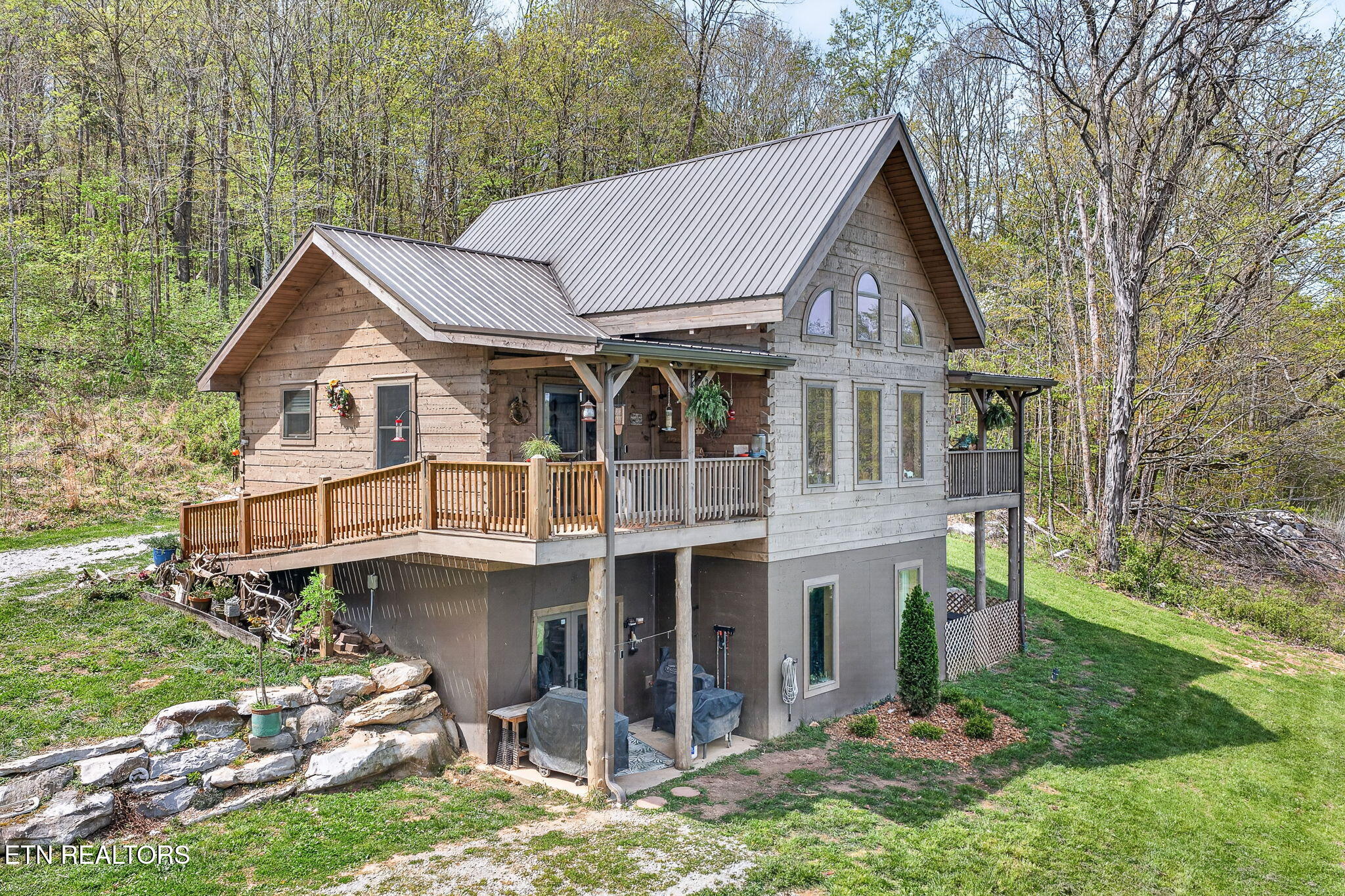 1218 Moody Road Byrdstown, TN 38549 - Photo 9 of 60 9-web-or-mls-1218 Moody Rd_043_TNPC