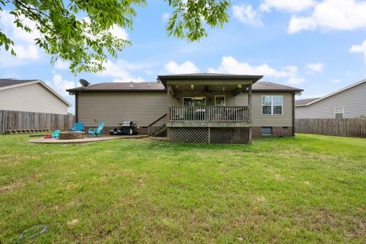 16 Andy Circle Lebanon, TN 37087 - Photo 20 of 25 a front view of a house with garden