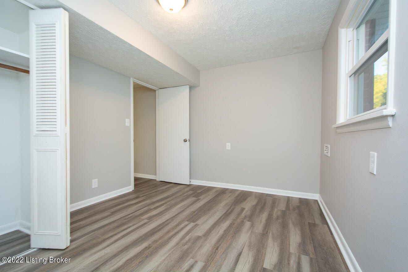 9310 Fairground Road Louisville, KY 40291 - Photo 19 of 48 Bedroom