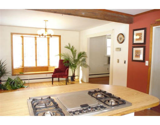 256 Boston Post Road Weston, MA 02493 - Photo 4 of 9