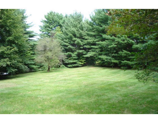256 Boston Post Road Weston, MA 02493 - Photo 8 of 9