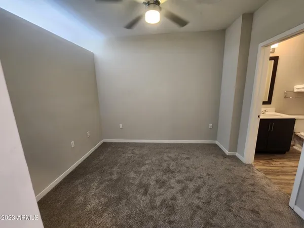 $1,390 | 200 East Thomas Road, Unit A1, Phoenix, AZ 85012