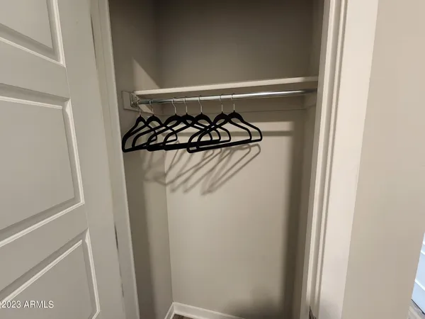 $1,390 | 200 East Thomas Road, Unit A1, Phoenix, AZ 85012