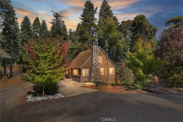 $469,000 | 863 Oak Road, Lake Arrowhead, CA 92385