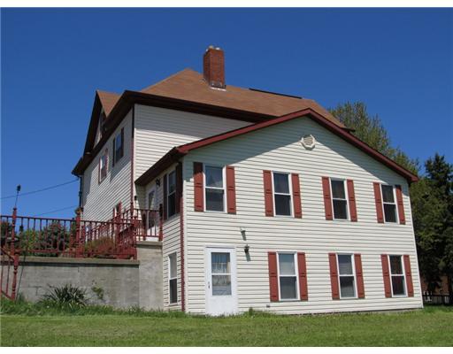137 Harris Road Butler, PA 16002 - Photo 4 of 18 Exterior Back.