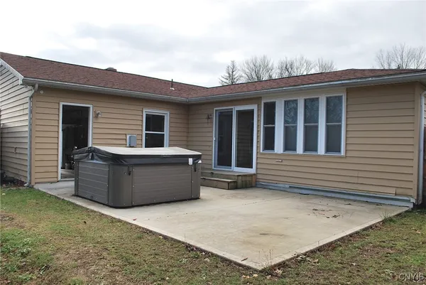 $305,000 | 211 Munger Hill Road, Mexico, NY 13114