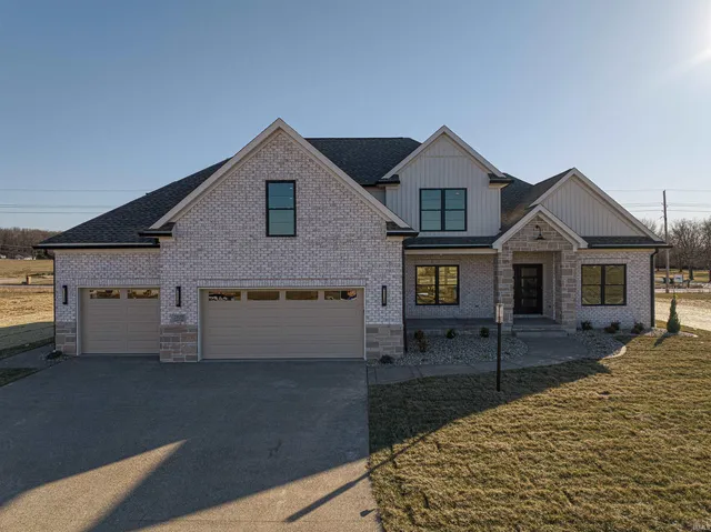 $799,000 | 2820 Lake Drive, Newburgh, IN 47630