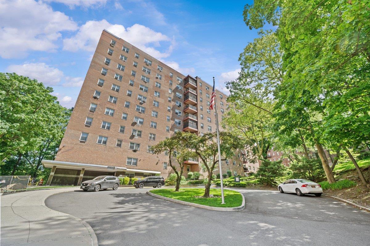 5500 Fieldston Road, Unit 8CC Bronx, NY 10471 - Photo 21 of 27
