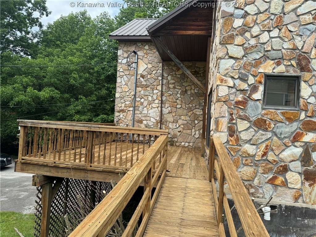 222 Atlas Road South Charleston, WV 25309 - Photo 37 of 38 Gallery Image 37