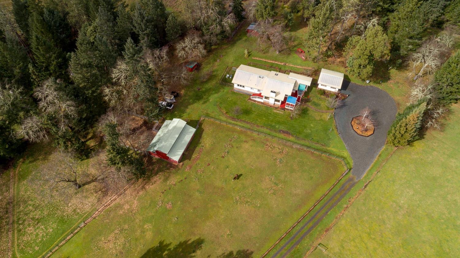 8050 North Applegate Road Grants Pass, OR 97527 - Photo 7 of 34 A rare overhead glimpse of privacy, tran
