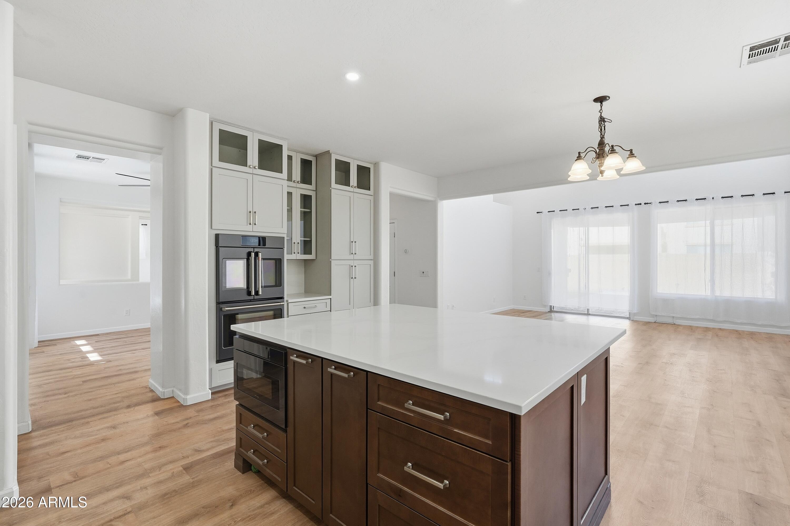 19760 East Mayberry Road Queen Creek, AZ 85142 - Photo 28 of 71 Kitchen
