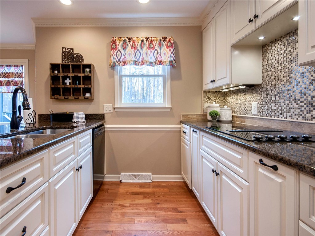 809 Huntington Road Easley, SC 29642 - Photo 19 of 37 Gallery Image 19