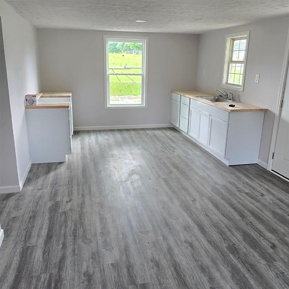 1682 Blue Level Providence Road Rockfield, KY 42274 - Photo 4 of 10