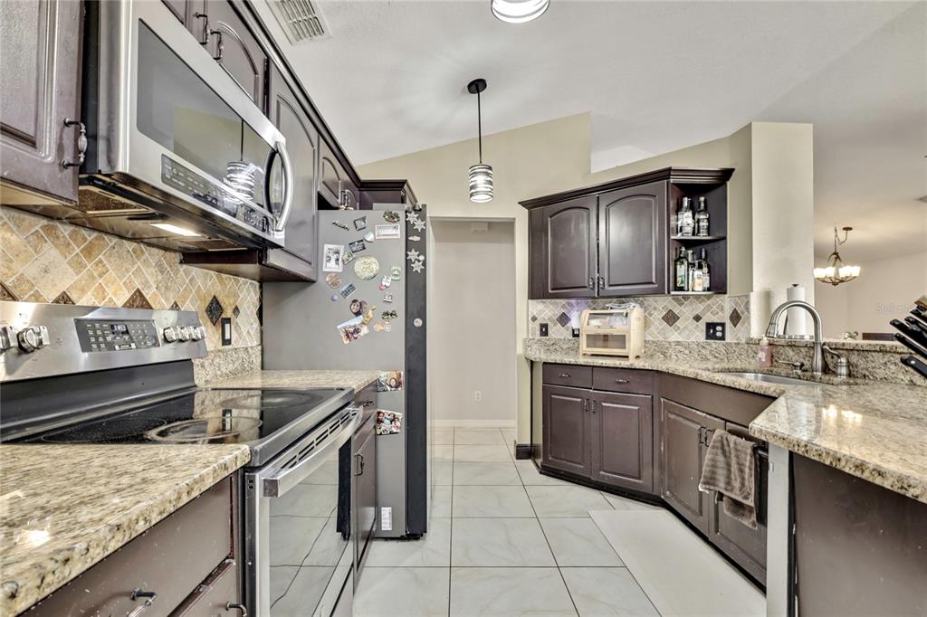 11346 Labrador Duck Road Weeki Wachee, FL 34614 - Photo 20 of 67 Gallery Image 20