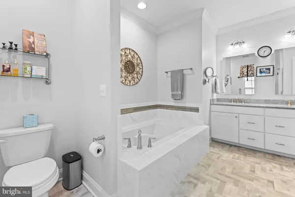 $849,900 | 8006 Parrotts, Easton, MD 21601