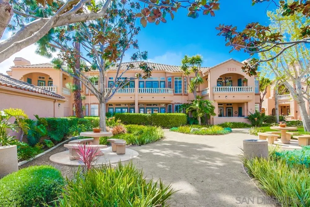 3525 Cameo Drive, Unit 92 Oceanside, CA 92056 - Photo 43 of 43 a front view of a building with garden