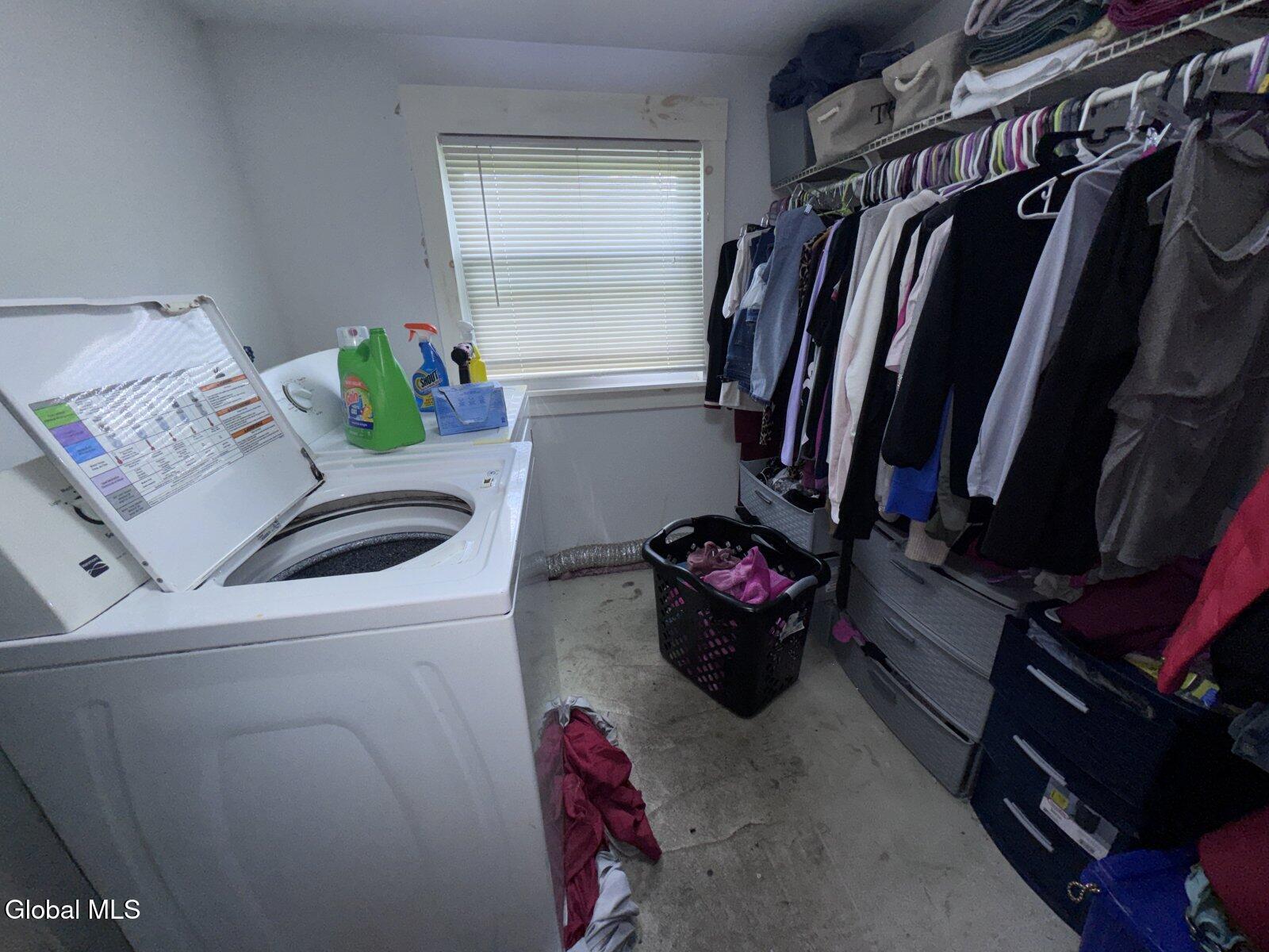 334 Glengary Road Schenectady, NY 12304 - Photo 14 of 23 Photo Apr 15 2026, 2 31 20 PM