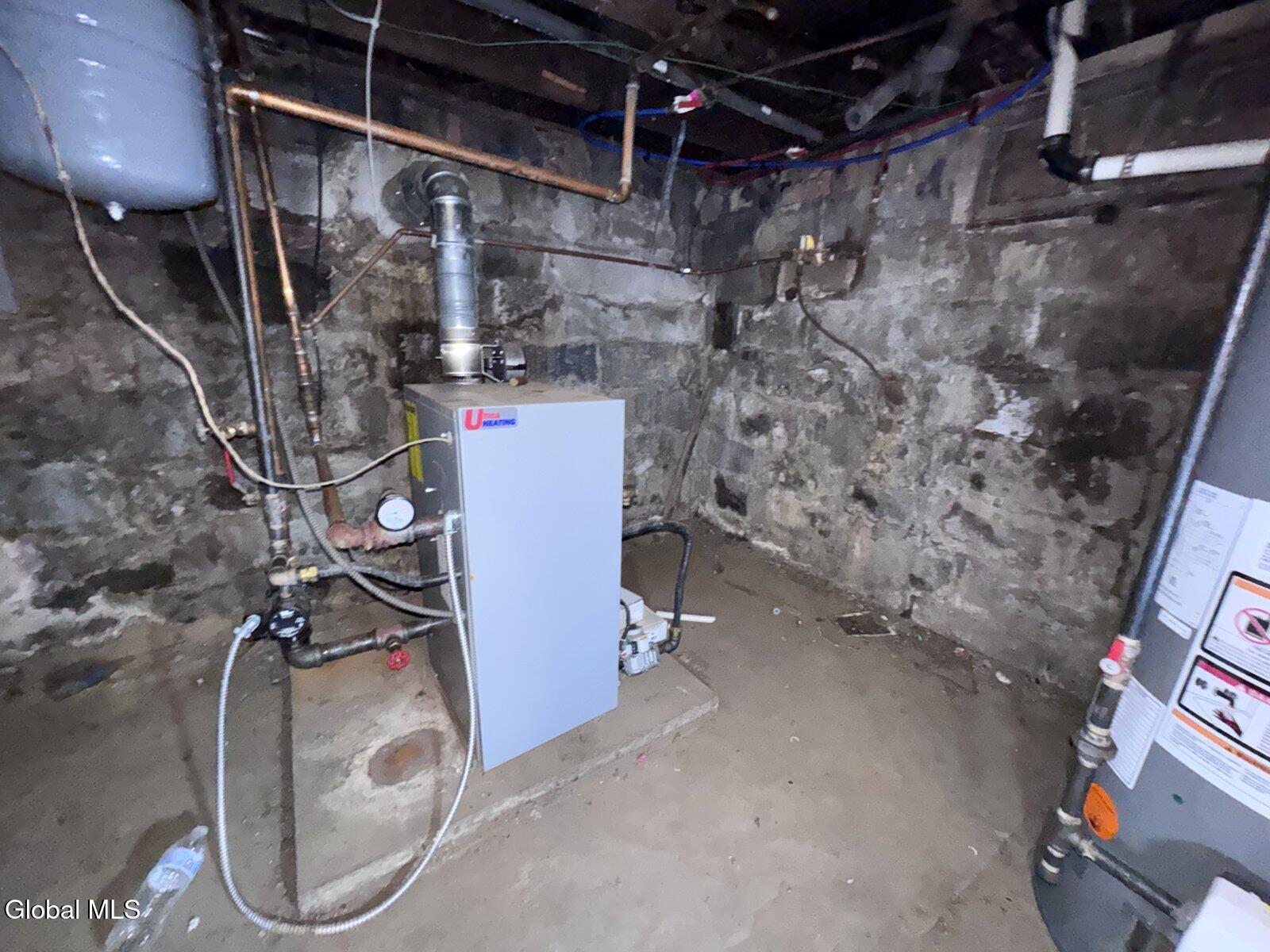 334 Glengary Road Schenectady, NY 12304 - Photo 20 of 23 Photo Apr 15 2026, 2 33 31 PM