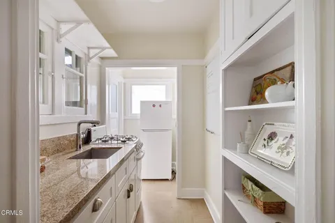 $550,000 | 100 Palmetto Drive, Unit 3, Pasadena, CA 91105