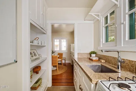 $550,000 | 100 Palmetto Drive, Unit 3, Pasadena, CA 91105