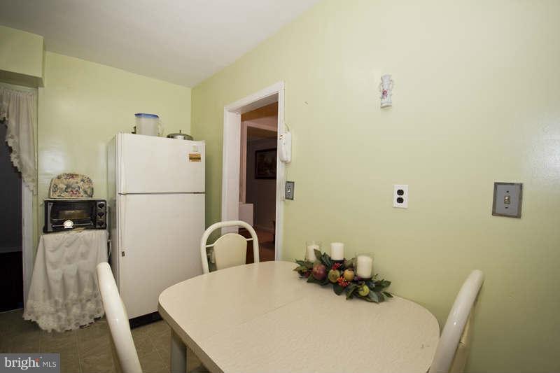 1536 Doolittle Road Baltimore, MD 21221 - Photo 7 of 20 Kitchen