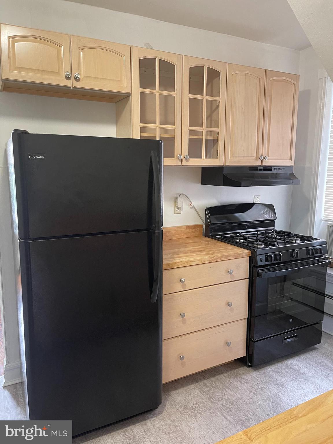 5195 Ridge Avenue Philadelphia, PA 19128 - Photo 2 of 30 Gallery Image 2