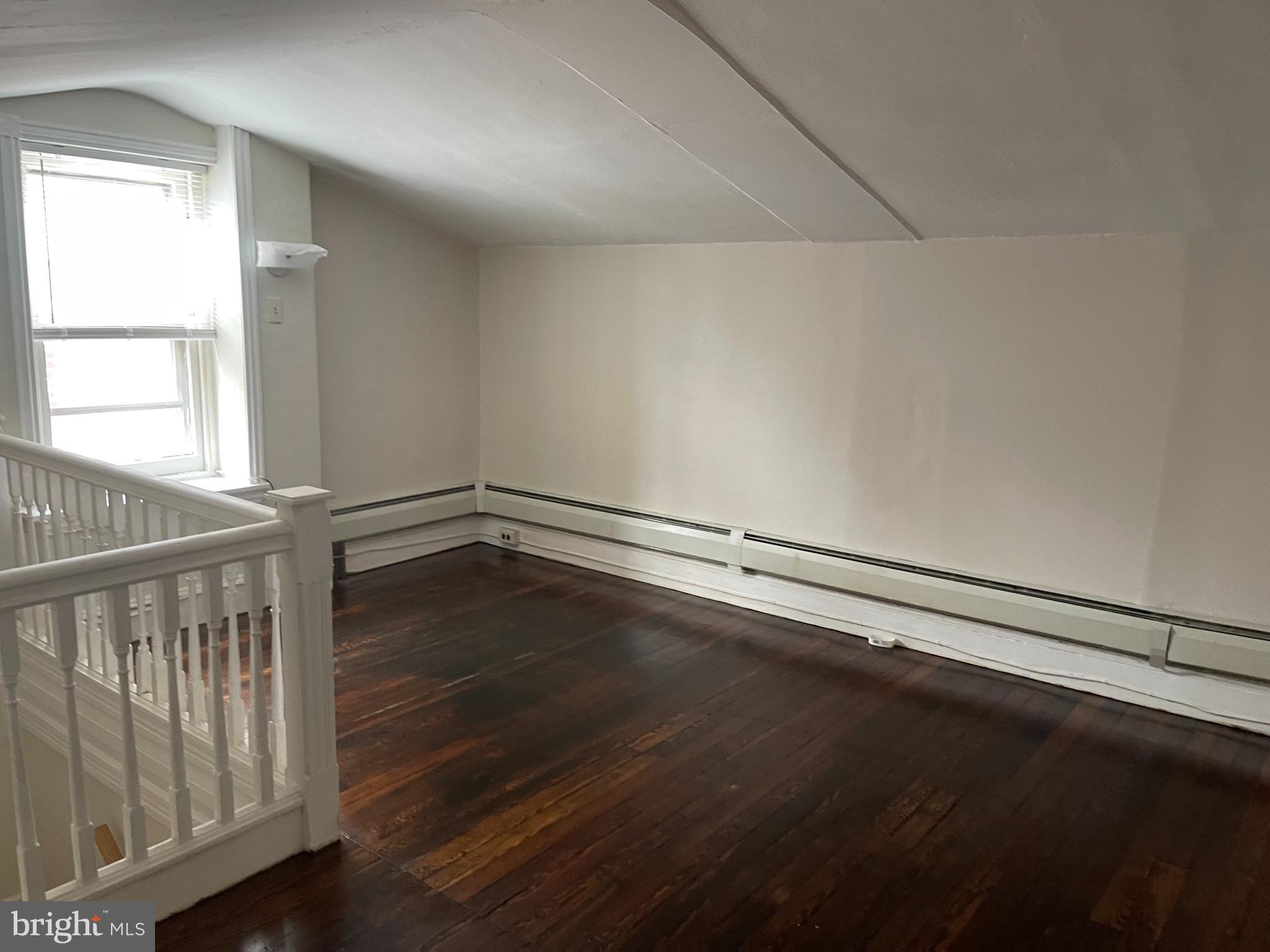 5195 Ridge Avenue Philadelphia, PA 19128 - Photo 14 of 30 3rd bedroom bi-level apt