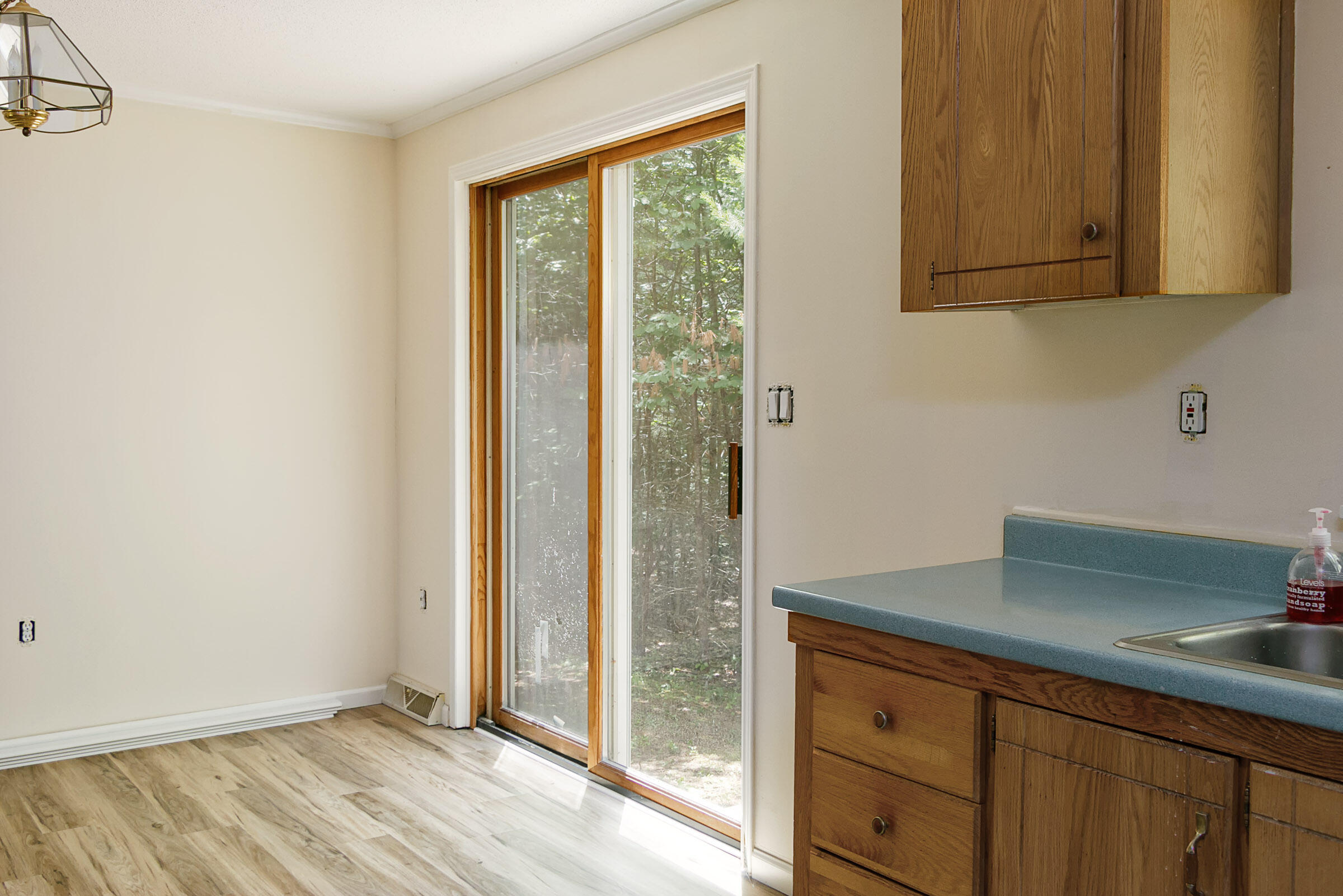 538 Branch Road Wells, ME 04090 - Photo 9 of 21 Dining/Kitchen