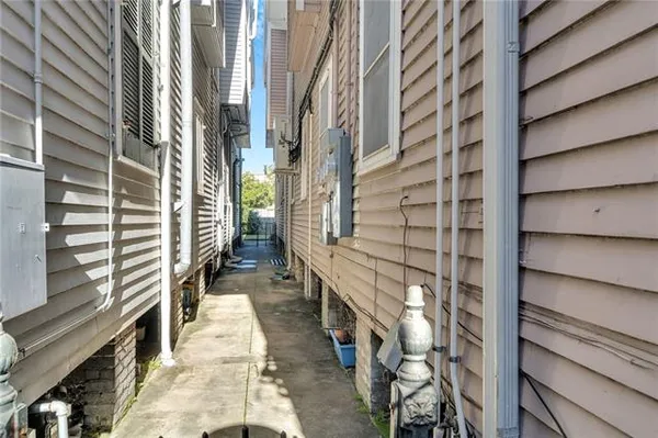 $825,000 | 3419-21 Prytania Street, New Orleans, LA 70115