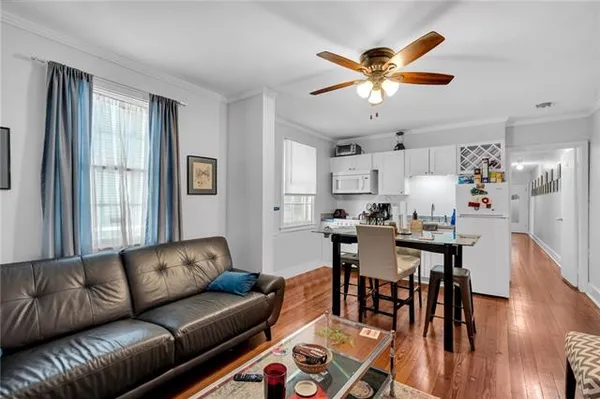 $825,000 | 3419-21 Prytania Street, New Orleans, LA 70115