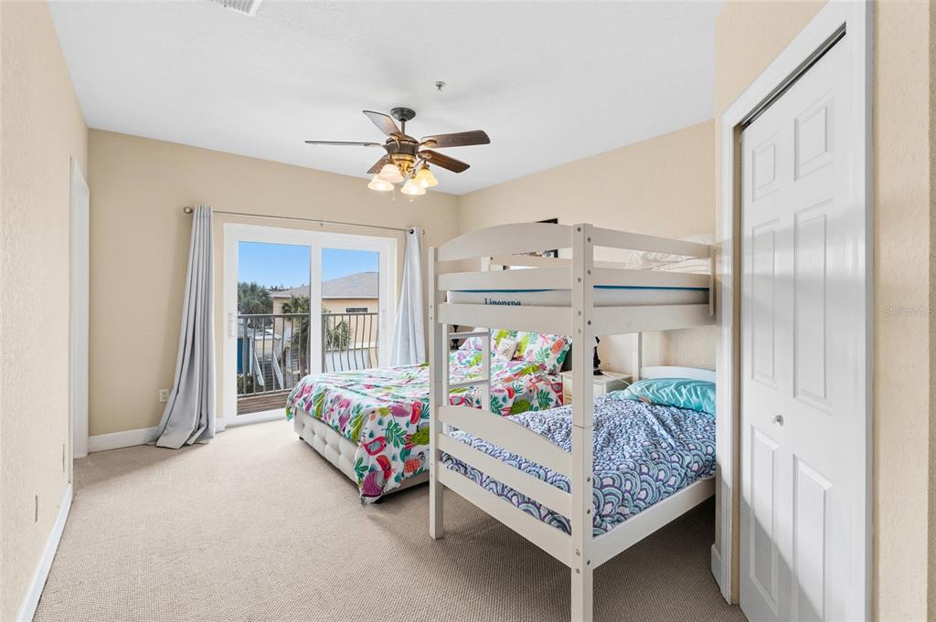 150 164th Avenue Redington Beach, FL 33708 - Photo 29 of 64 a bed room with a bed and a window