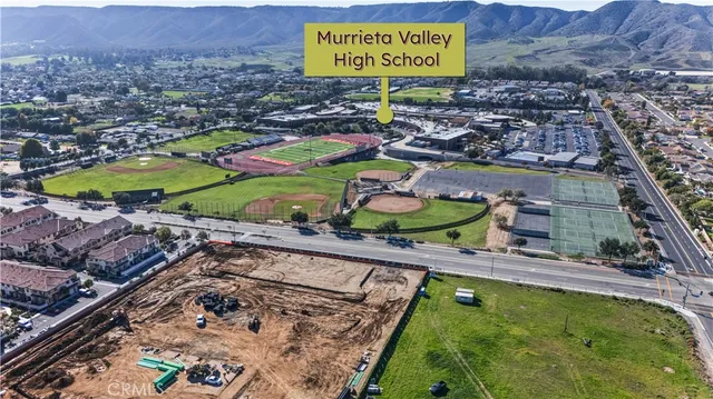 $2,800 | 41866 Magnolia Street, Murrieta, CA 92562