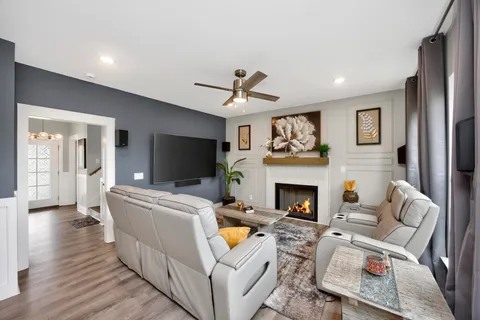 $574,999 | 203 Strongpoint Drive, Hendersonville, TN 37075