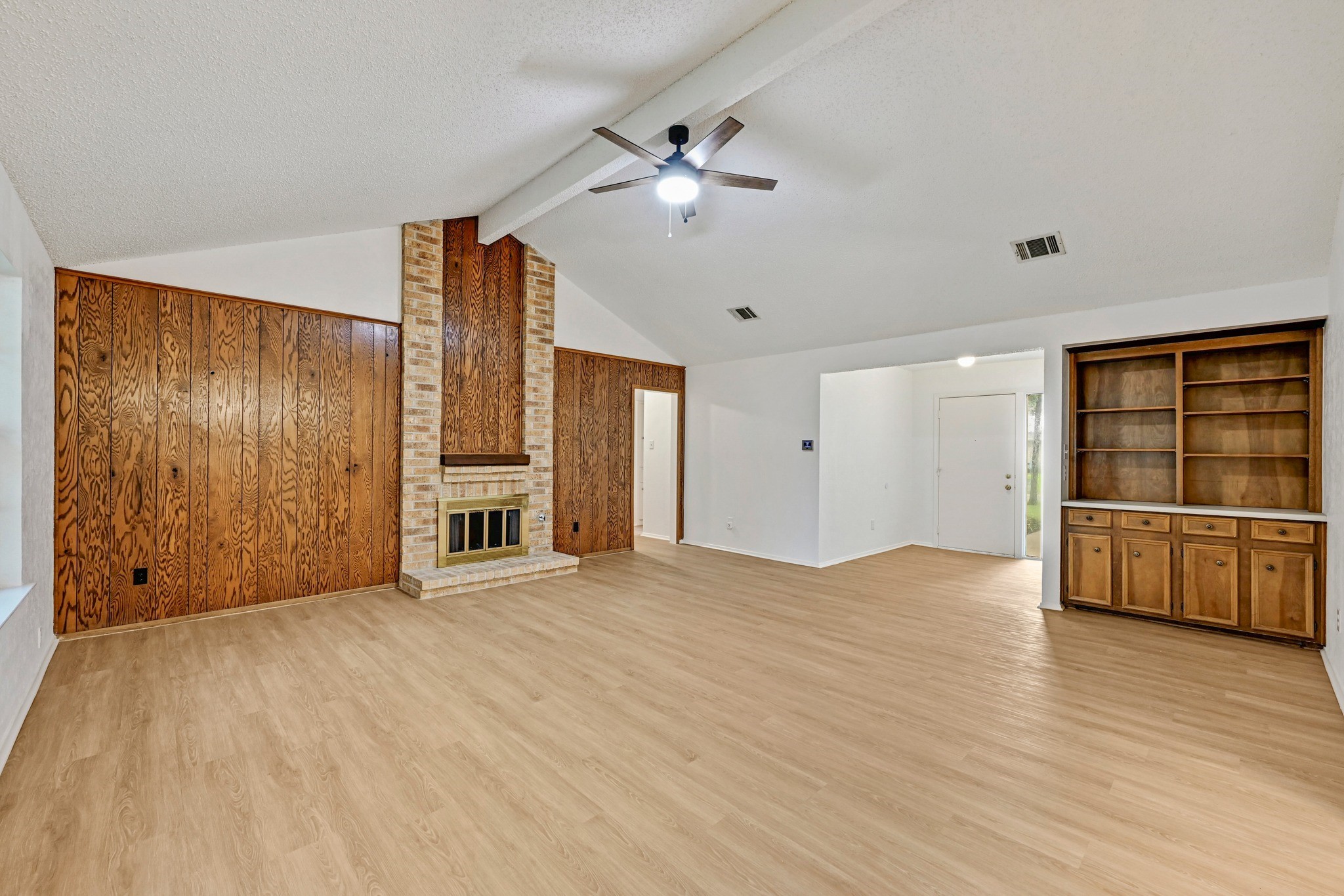 2411 Roehampton Drive Austin, TX 78745 - Photo 7 of 29