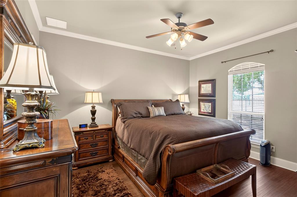 212 Oak Ridge Road Denison, TX 75021 - Photo 15 of 40 Main House bedroom