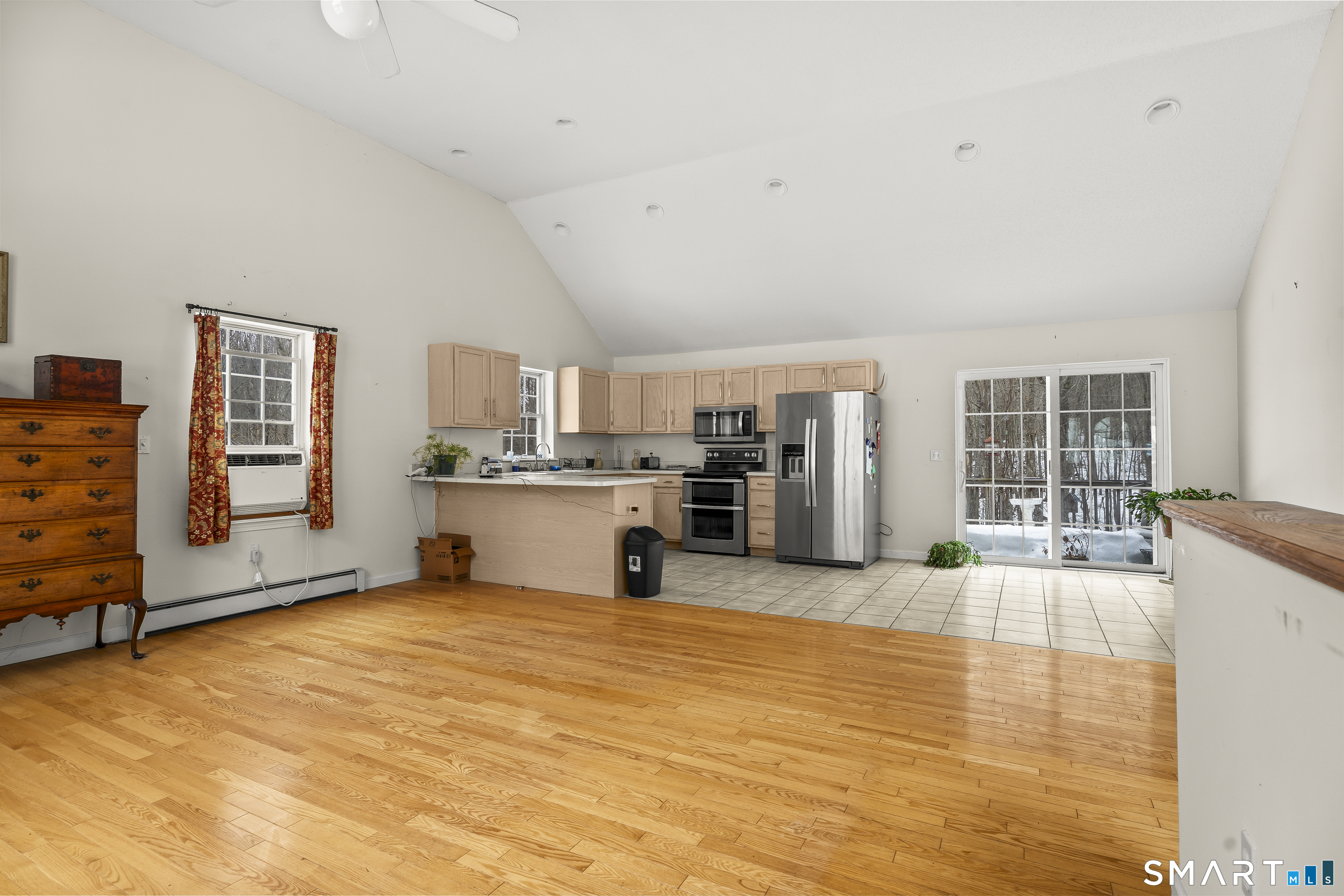 99 Benton Hill Road Griswold, CT 06351 - Photo 7 of 31