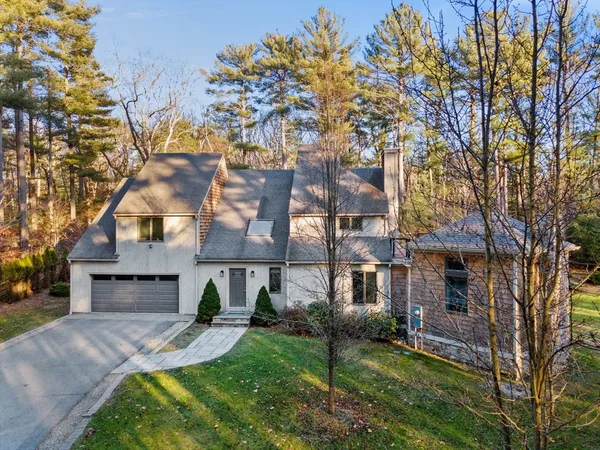 $1,329,000 | 444 Cushing Street, Hingham, MA 02043