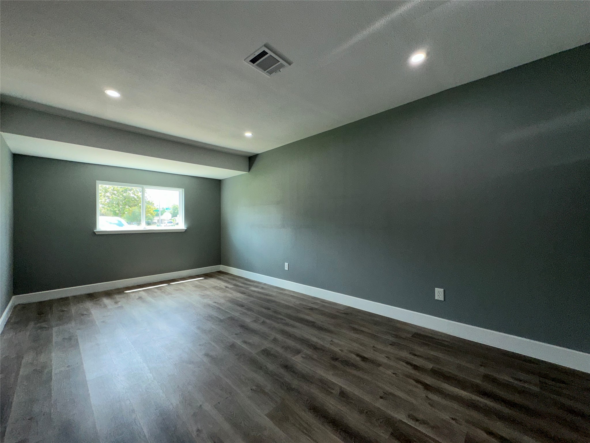 8227 St Lo Road Houston, TX 77033 - Photo 9 of 21