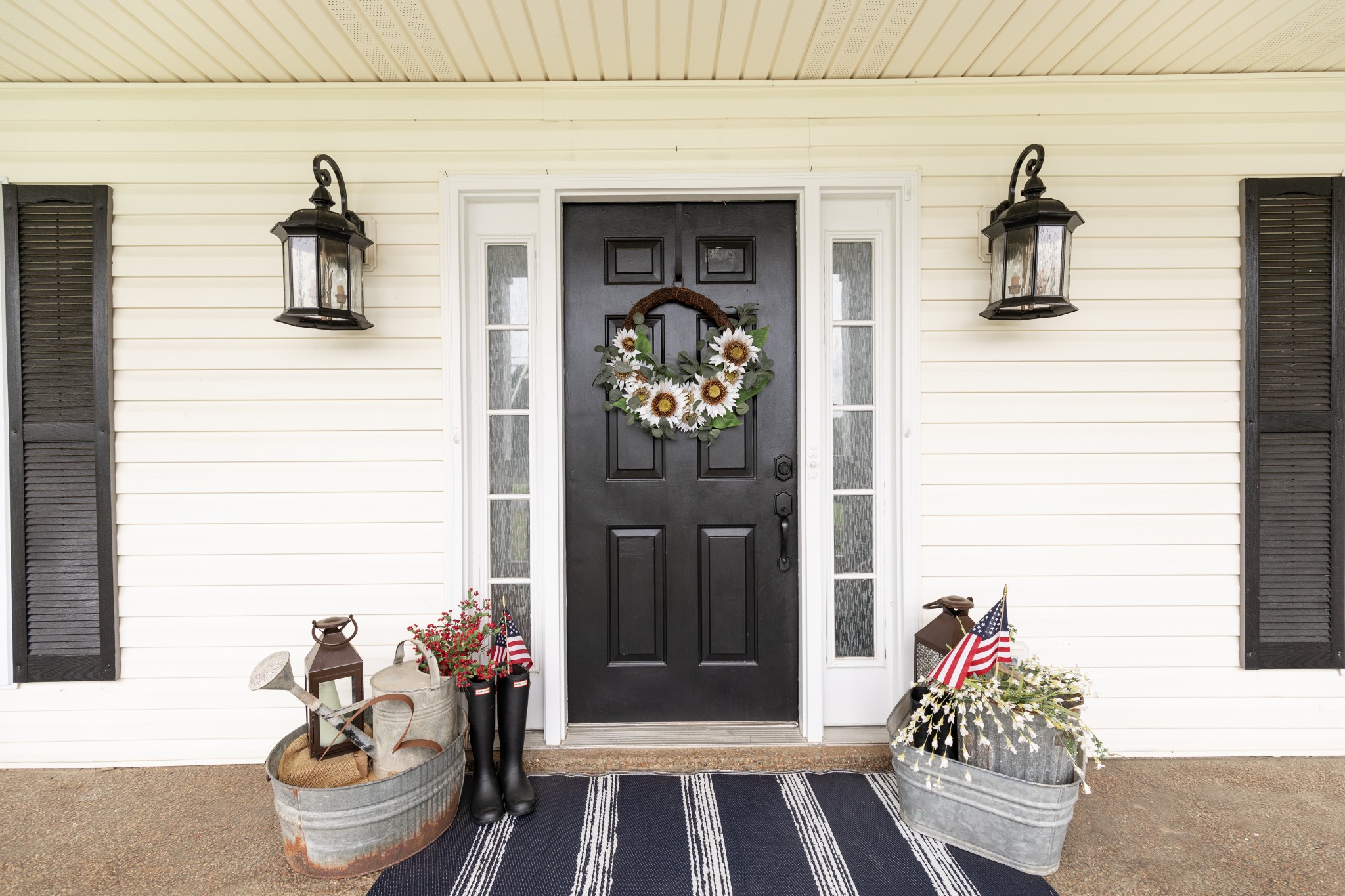 2071 Bradbury Road Adams, TN 37010 - Photo 7 of 47 a front view of a house with entryway