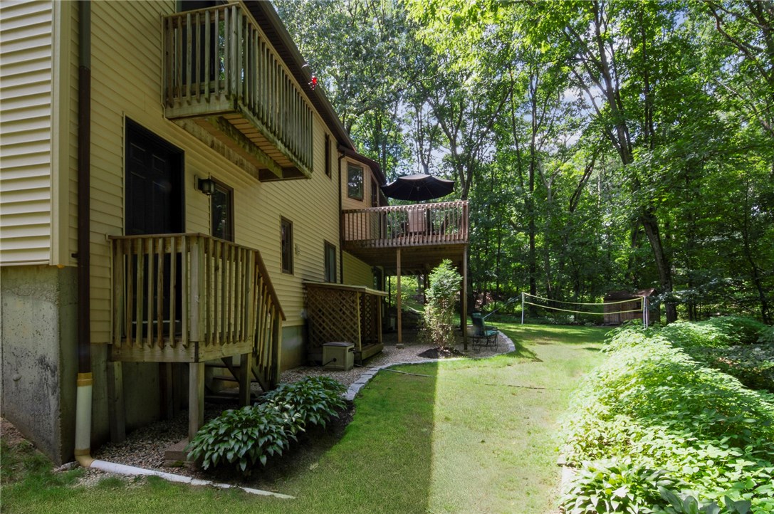 22 Deer Run Cranston, RI 02921 - Photo 24 of 25 Gallery Image 24