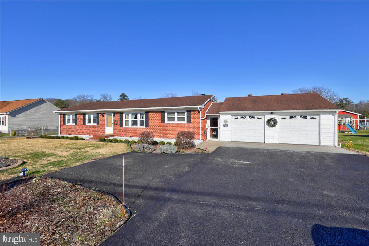 11355 Line Road Delmar, DE 19940 - Photo 2 of 25